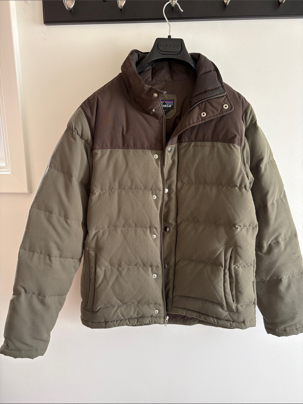 Patagonia Olive Green and Brown Quilted Puffer Jacket
